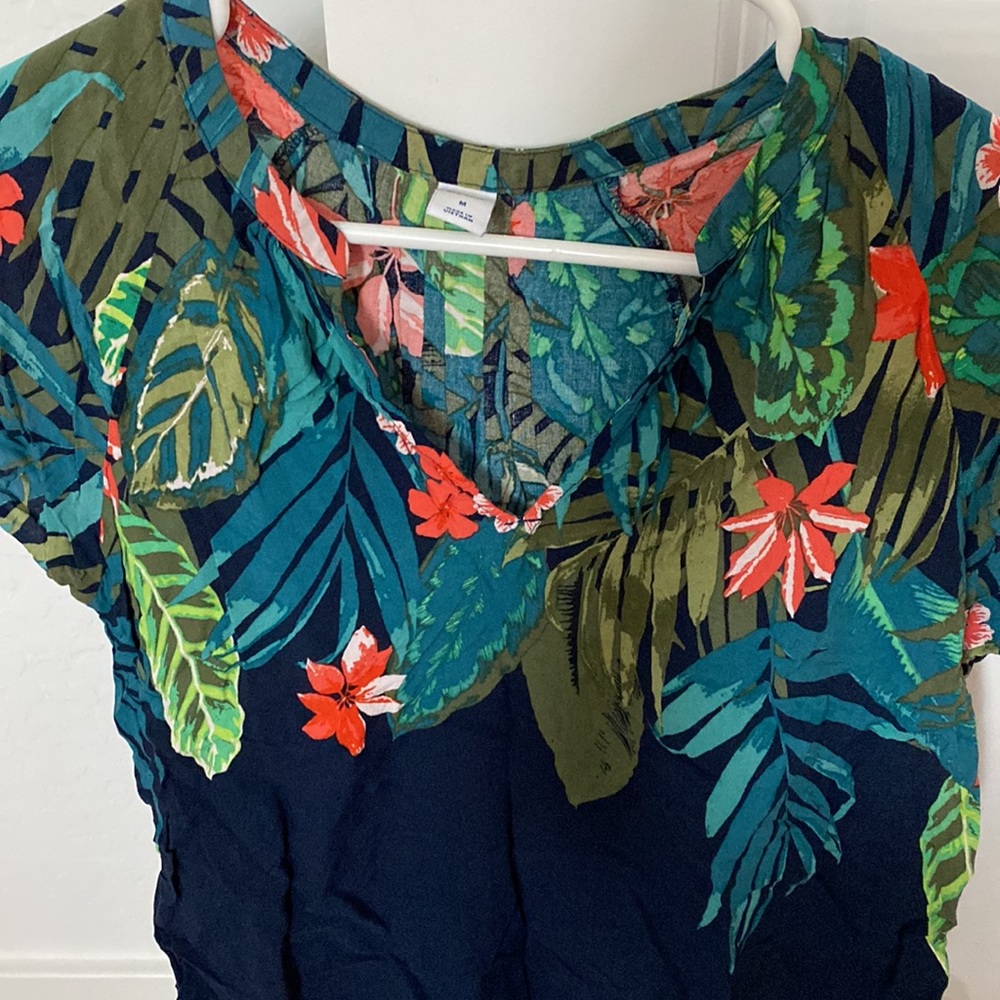 Old navy jungle print blouse size M - Picture 2 of 5